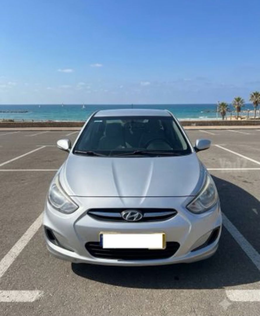 יונדאי אקסנט i25 Inspire – 2/2