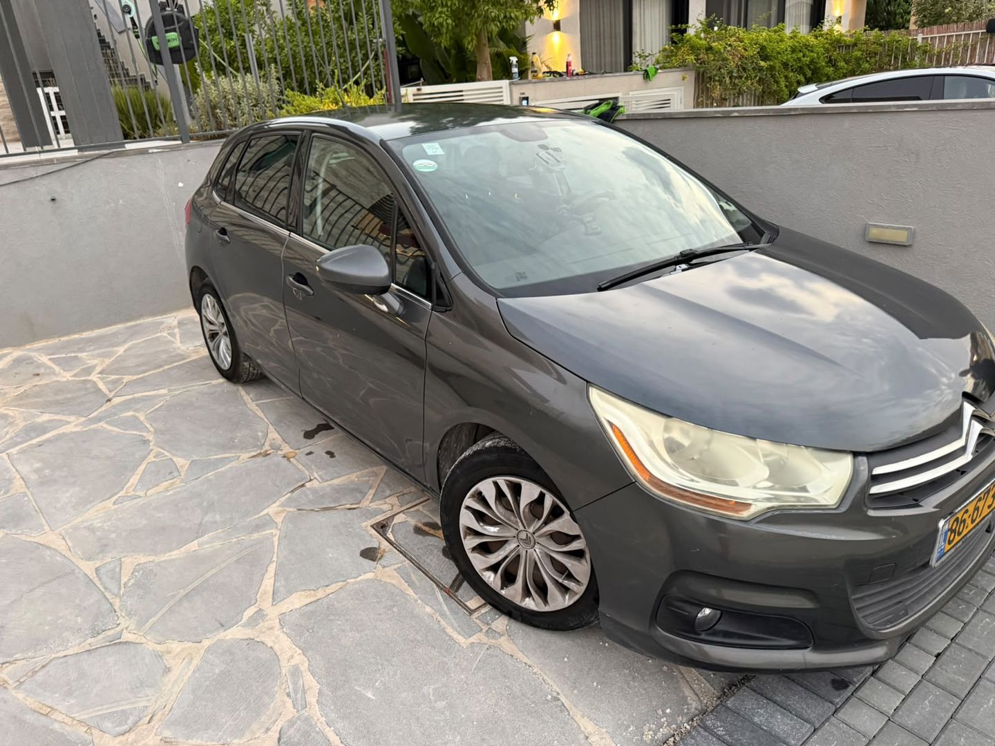 סיטרואן E C4 2012 למכירה ב-KEYZ - תמונה 2