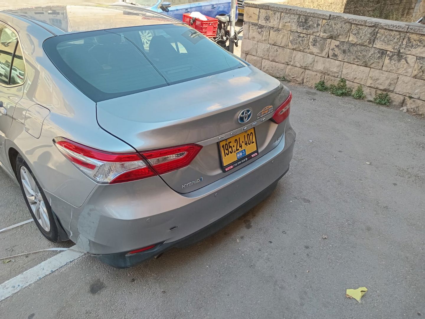 טויוטה קאמרי Le Premium – 3/8