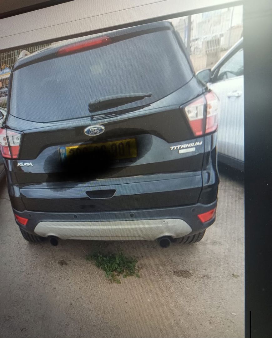 פורד קוגה 4X2 Titanium – 2/3