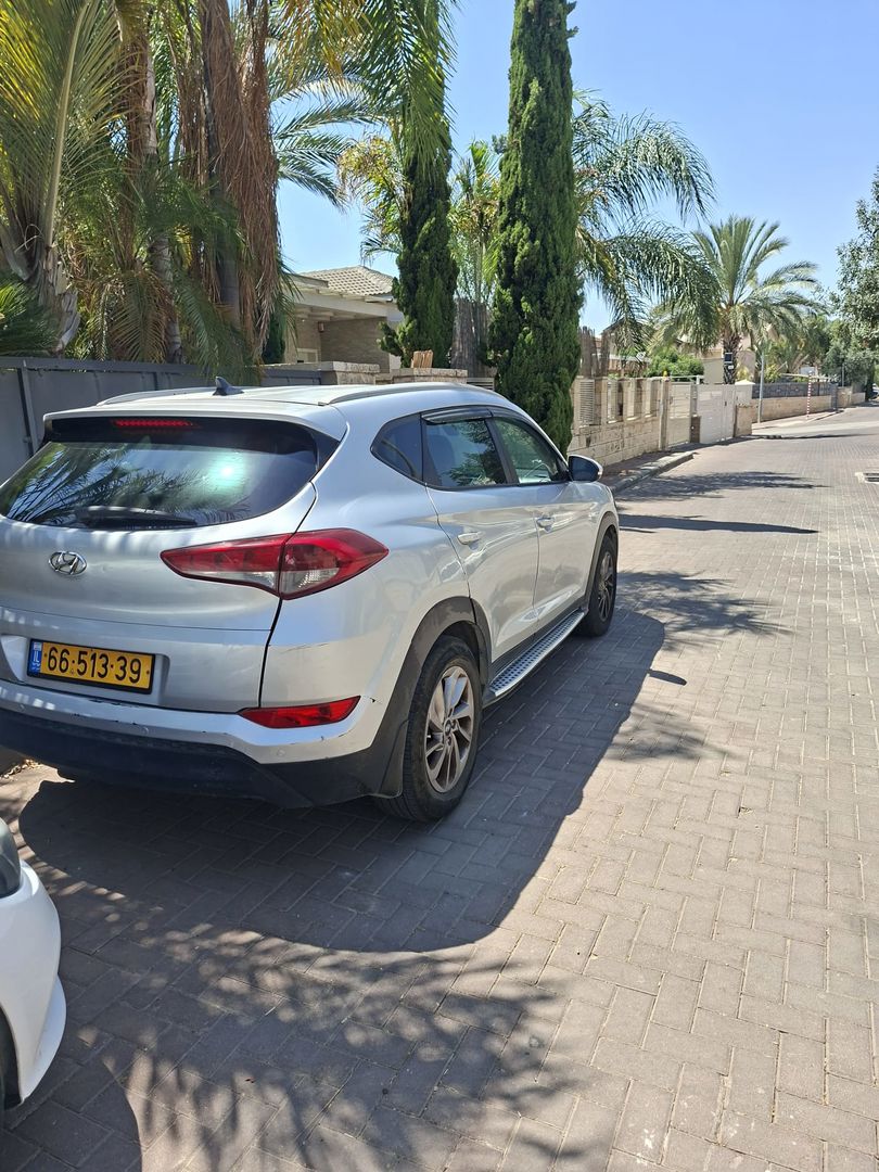 יונדאי טוסון Premium – 2/8