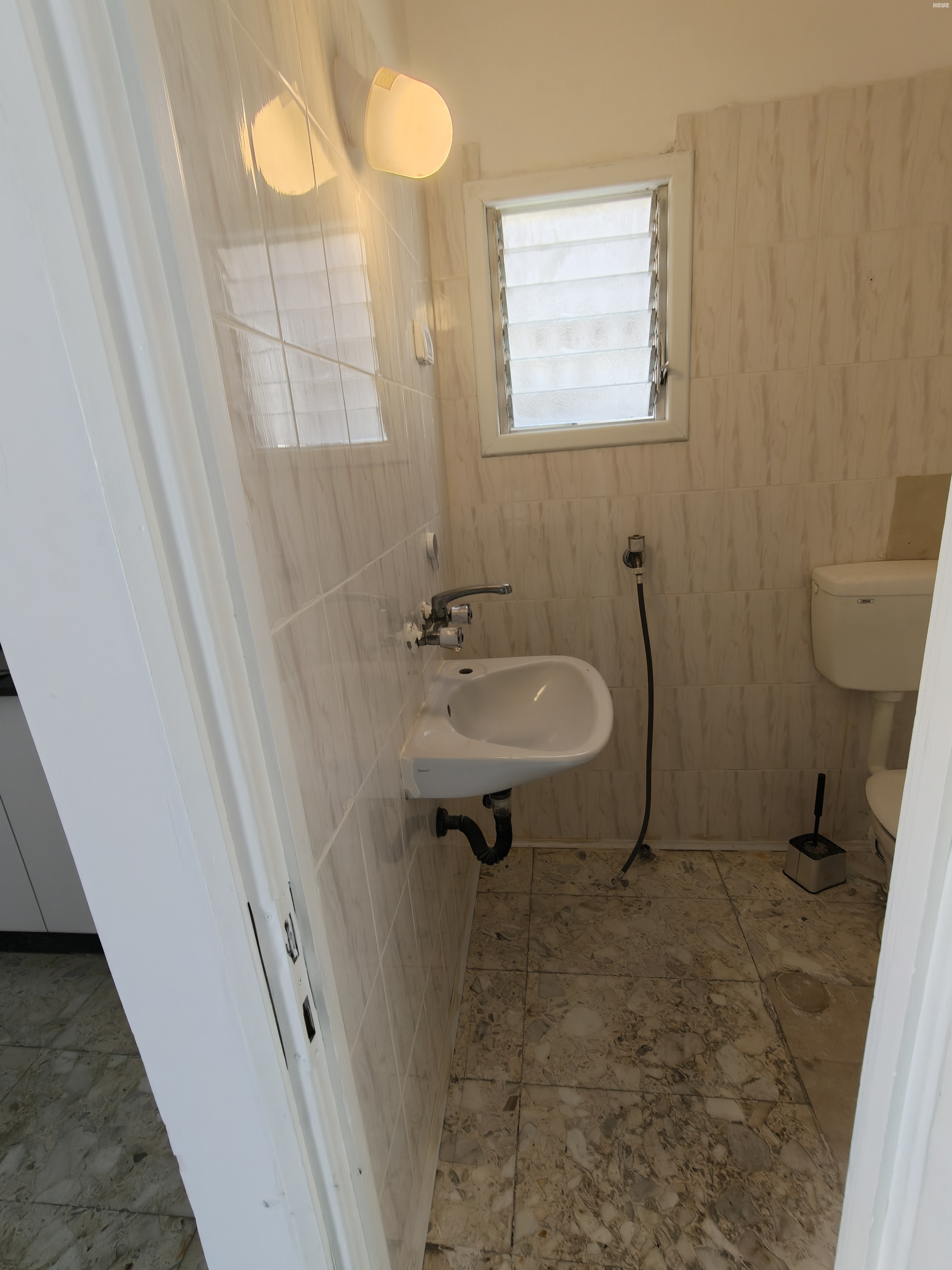 vehicle-7
