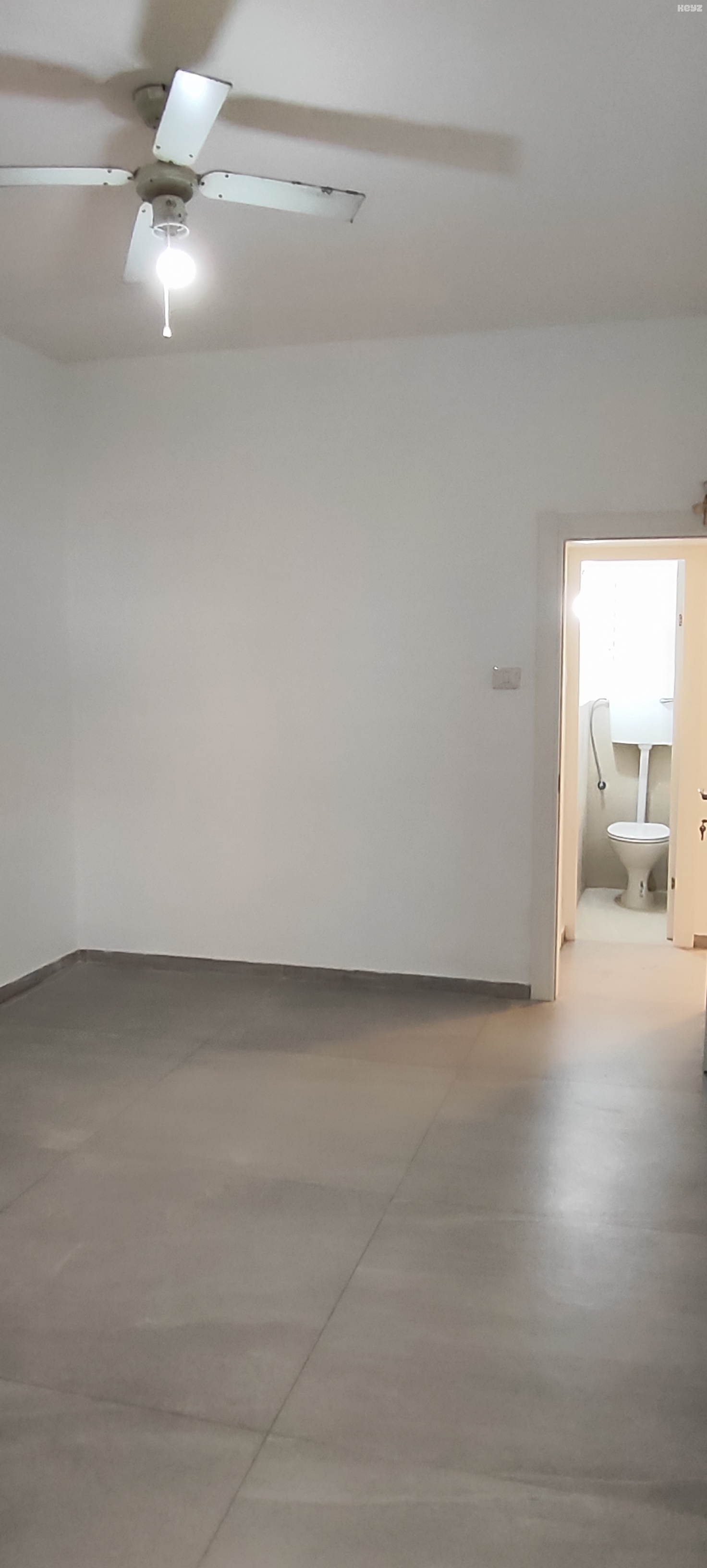 vehicle-16