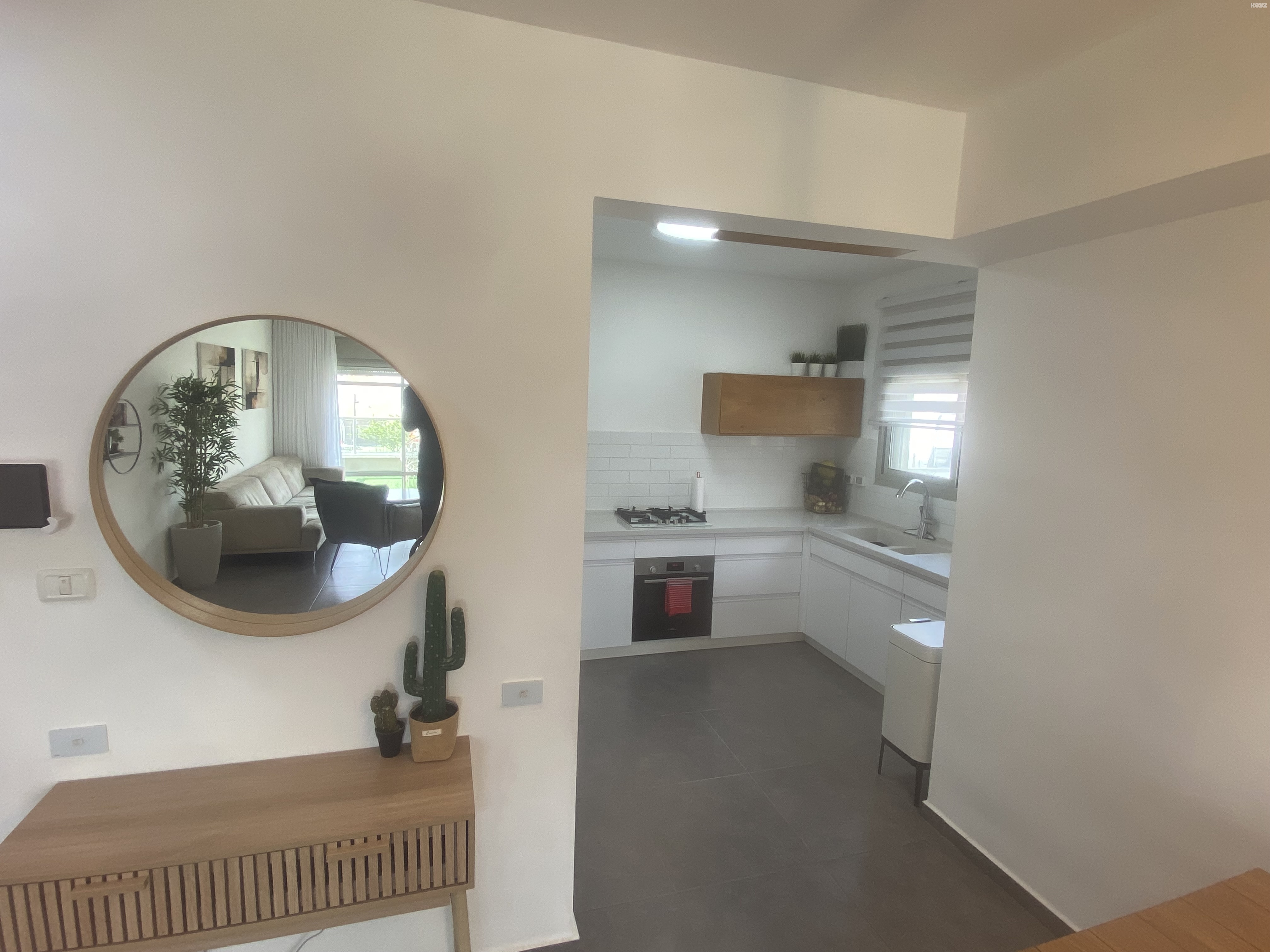 vehicle-6