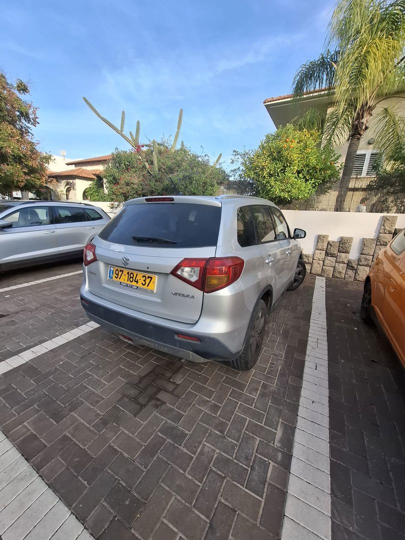 סוזוקי ויטארה GLX – 3/5