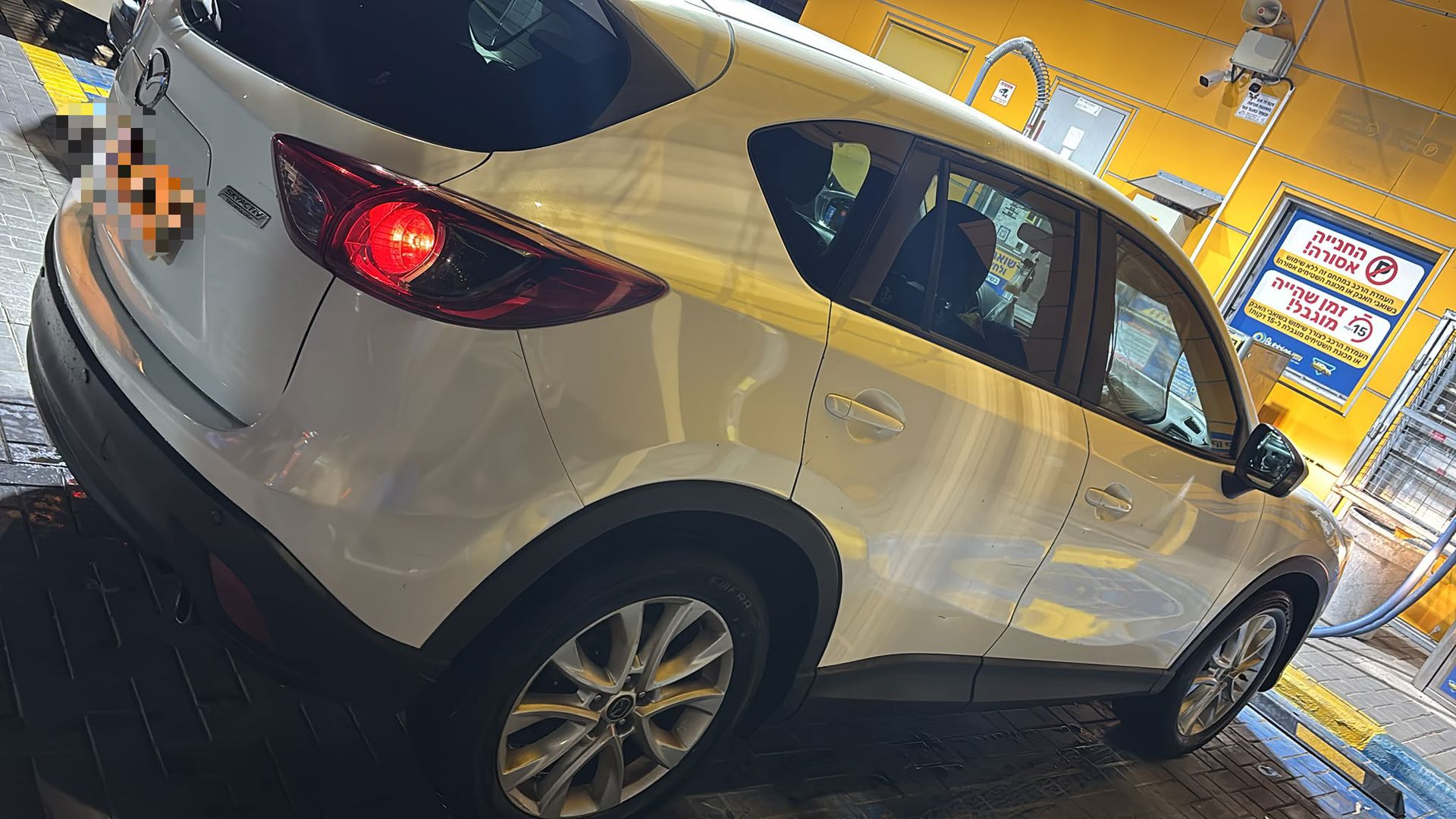 מאזדה 6 Luxury – 3/4