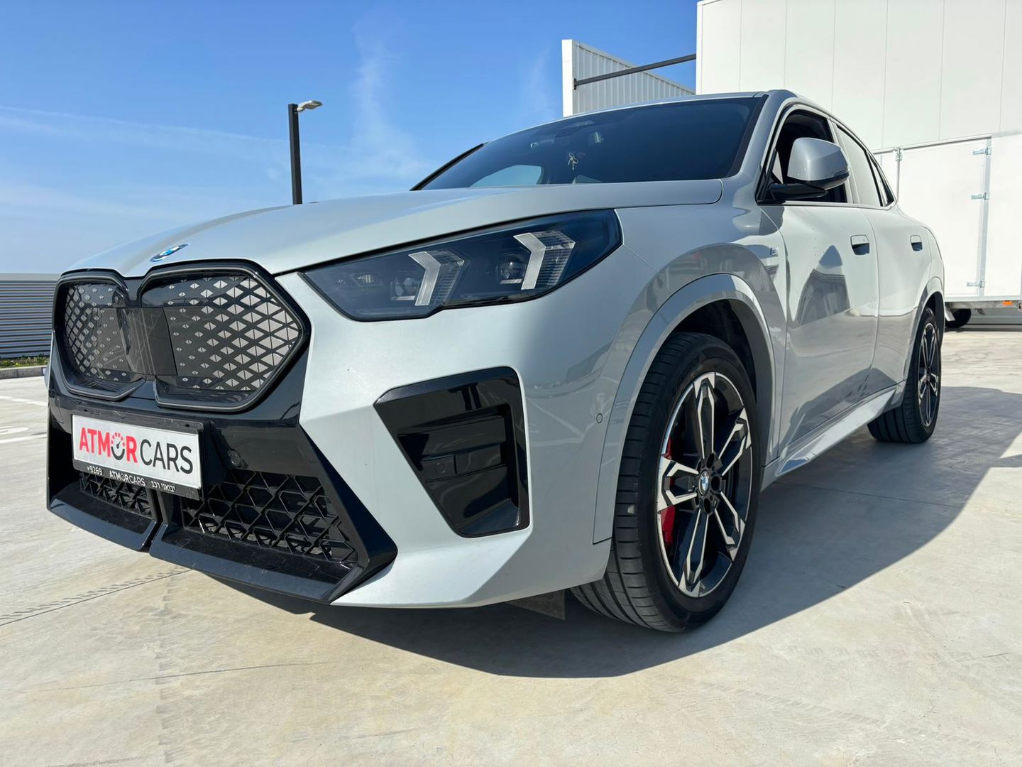 ב מ וו ix2 4X2 M-Sport – 5/12